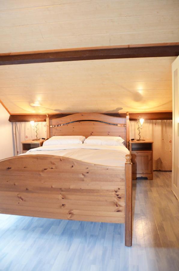 Gite Le Petit Coin De Paradis Sautin Montbliart Zewnętrze zdjęcie