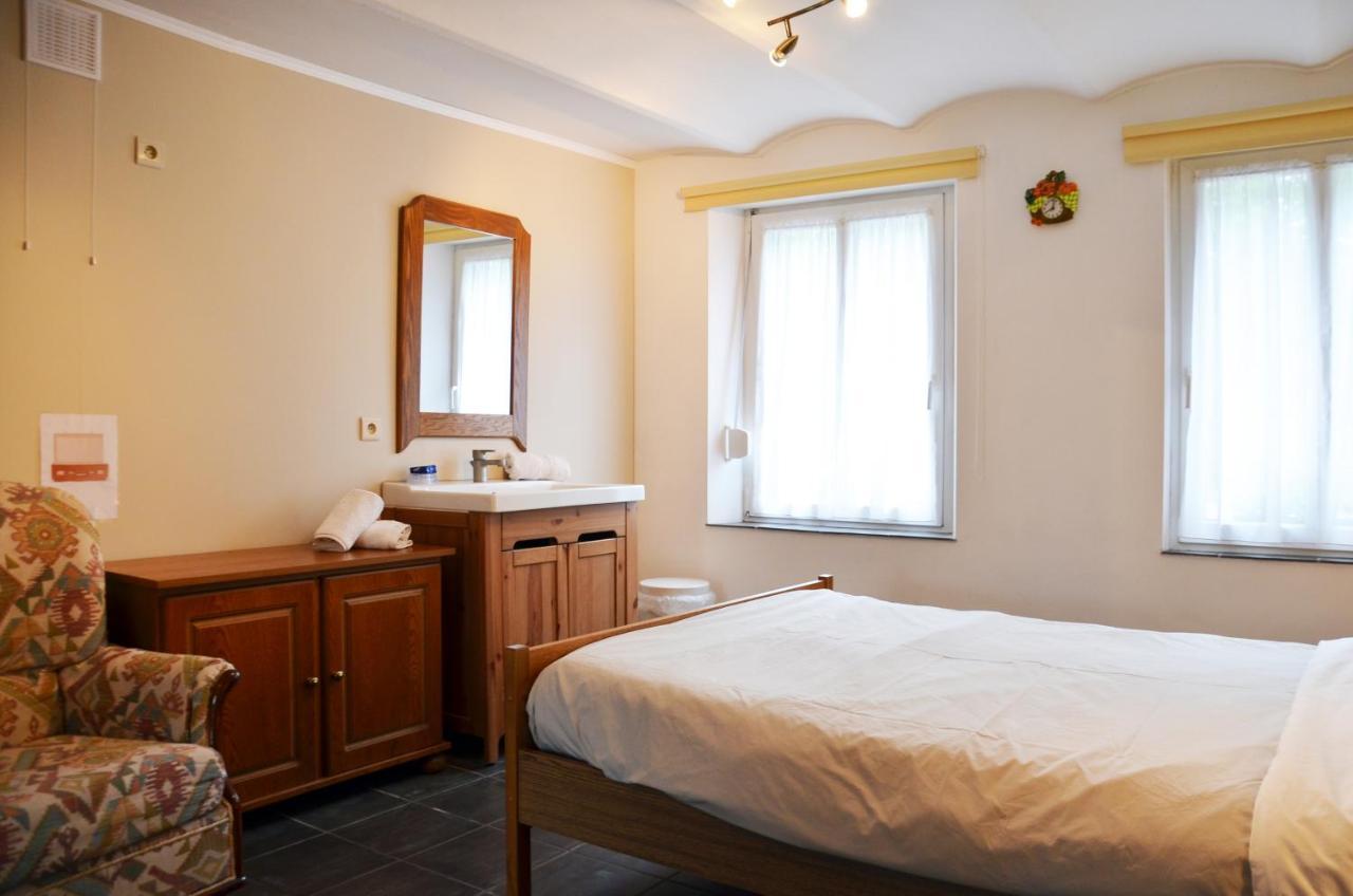 Gite Le Petit Coin De Paradis Sautin Montbliart Zewnętrze zdjęcie